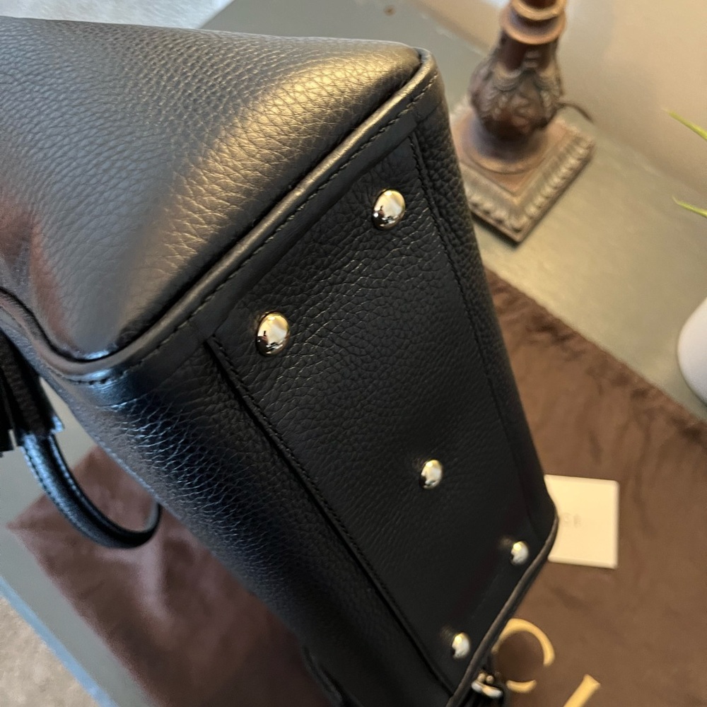 Gucci Sling Bag - Black - Picture 3 of 7